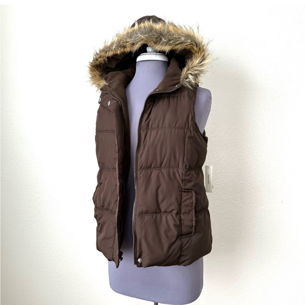 Xs Brown Old Navy puffer vest with furry hood